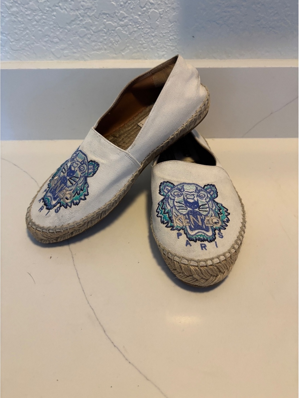 Kenzo Paris white tiger espadrille flats
